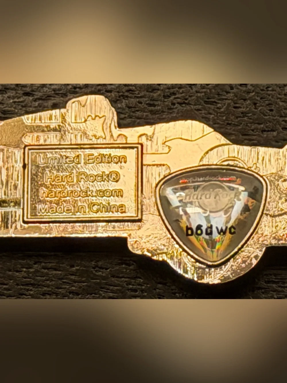Hard Rock Cafe Special Edition Oracle Red Bull Racing Formula 1 2026 Pin LE NEW